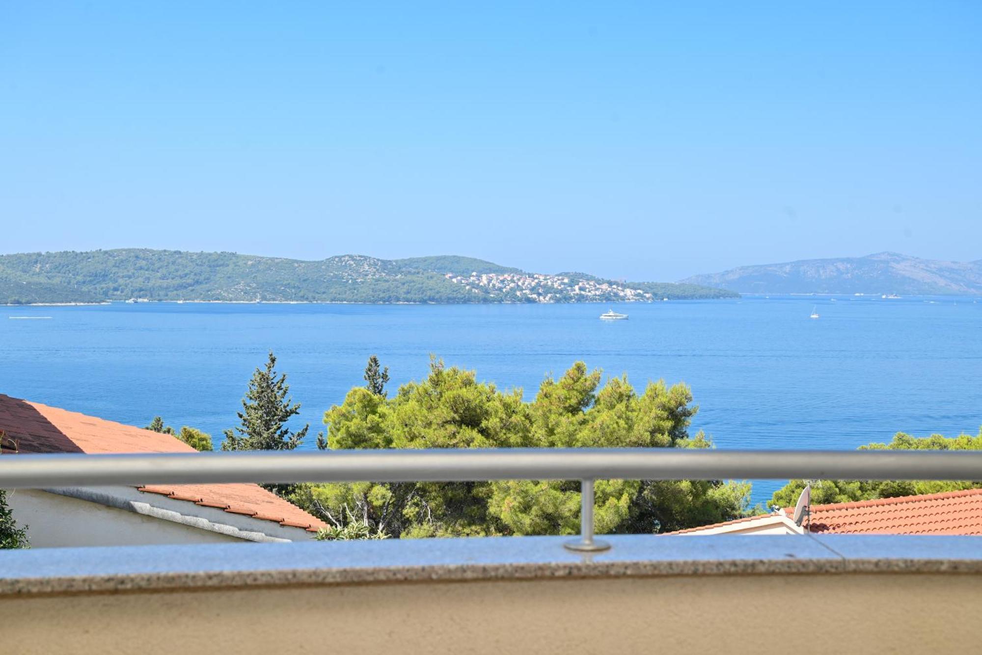 Sunny Place With Sea View Τρογκίρ Εξωτερικό φωτογραφία