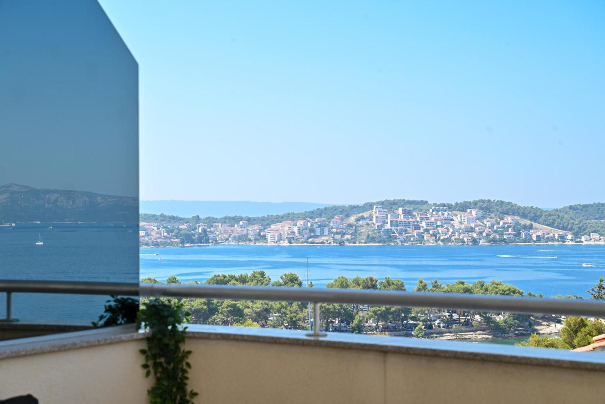 Sunny Place With Sea View Τρογκίρ Εξωτερικό φωτογραφία