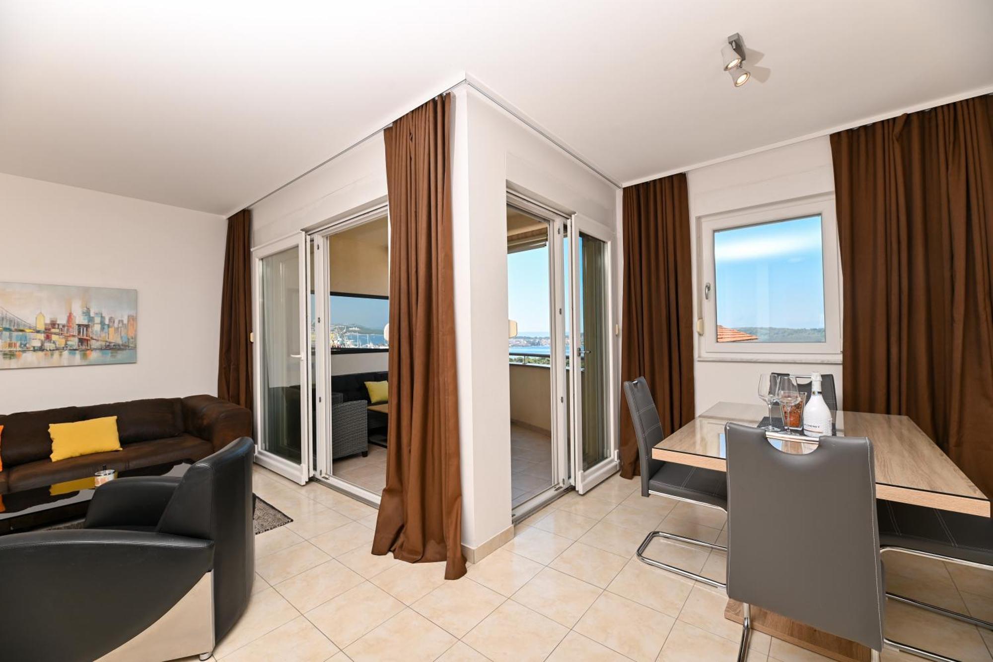 Sunny Place With Sea View Τρογκίρ Εξωτερικό φωτογραφία