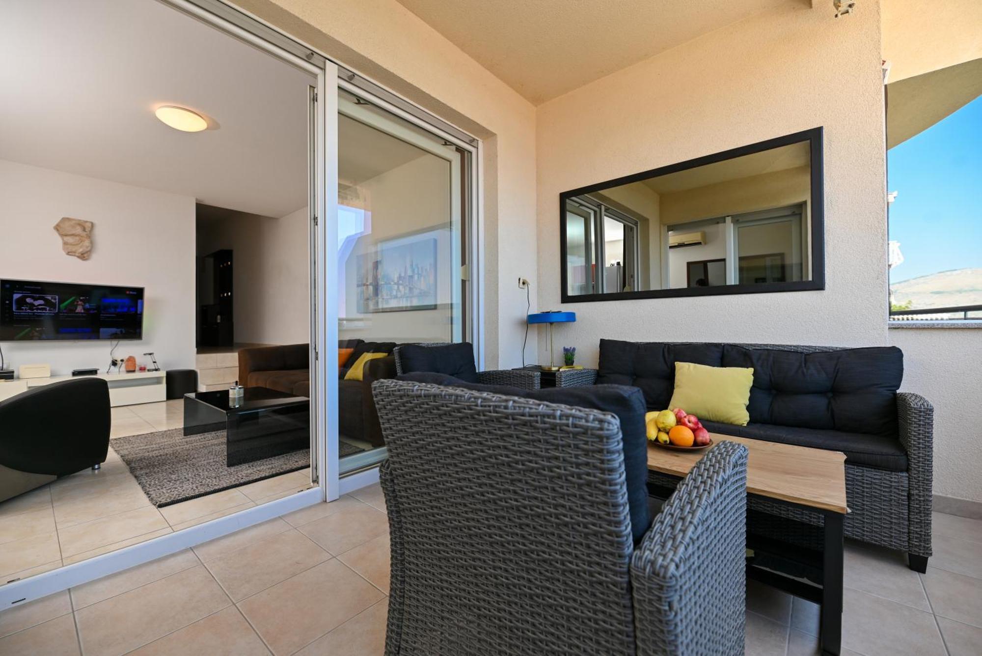 Sunny Place With Sea View Τρογκίρ Εξωτερικό φωτογραφία