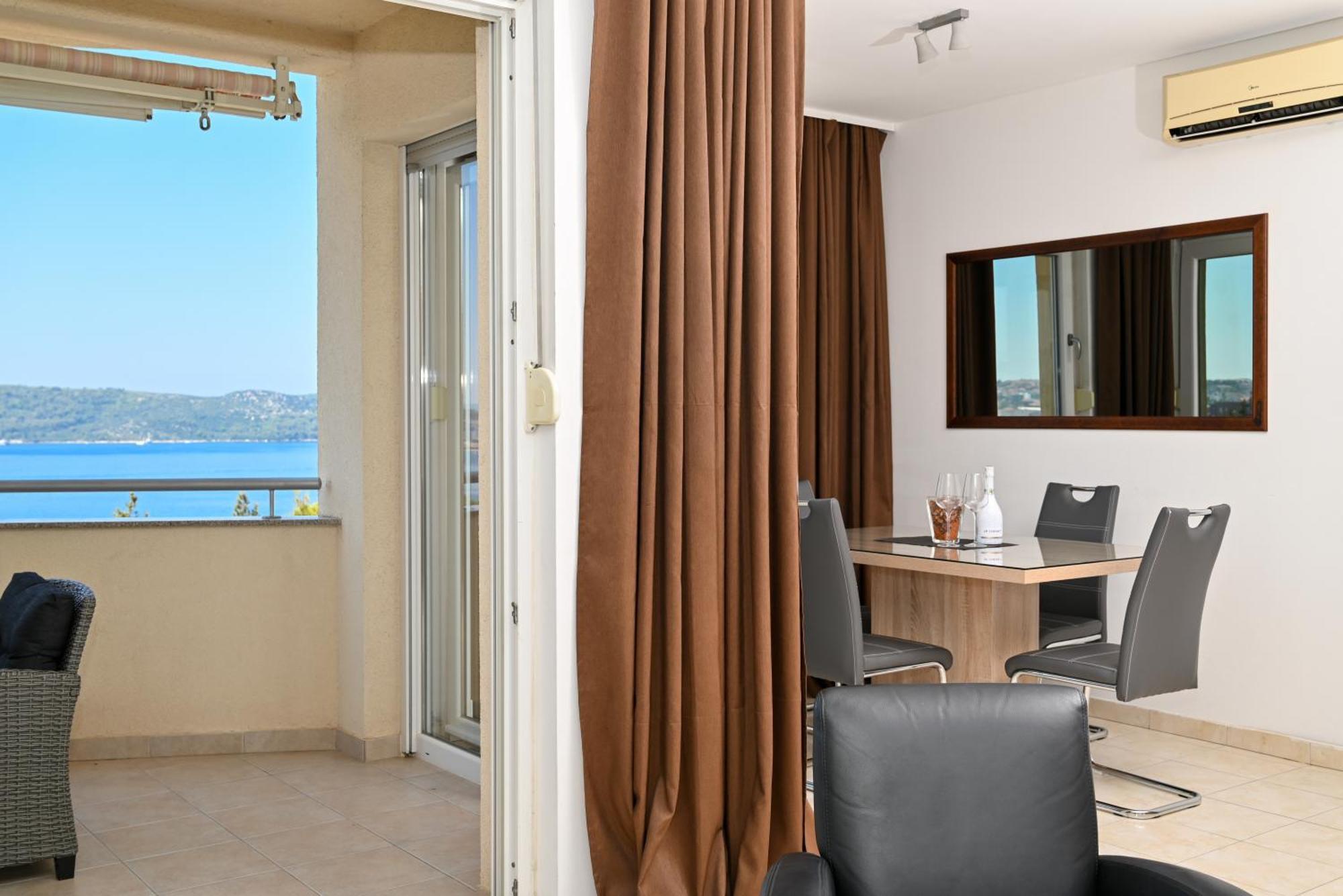 Sunny Place With Sea View Τρογκίρ Εξωτερικό φωτογραφία